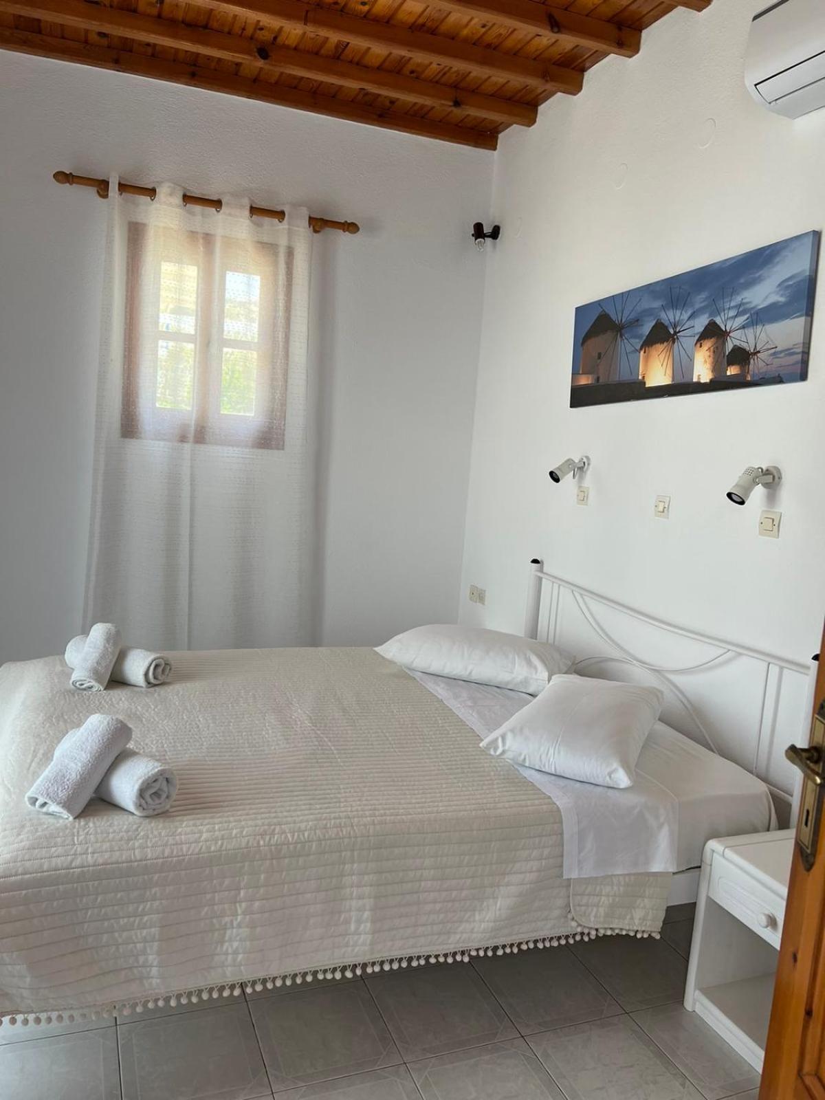 Anemos Apartments Ornos  Bilik gambar